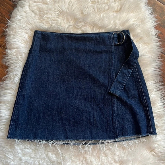 Madewell Denim Raw-Hem Mini Wrap Skirt Size 0 - Picture 4 of 9